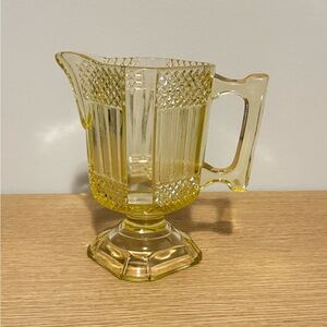 Vintage EAPG “Belt Buckle” pattern Yellow Vaseline Pressed Glass Creamer Pitcher